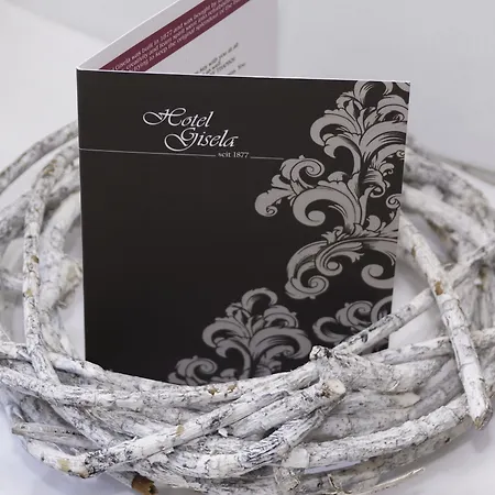Gisela Hotel 3*