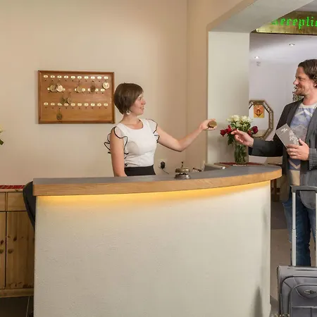 Gisela Hotel 3*
